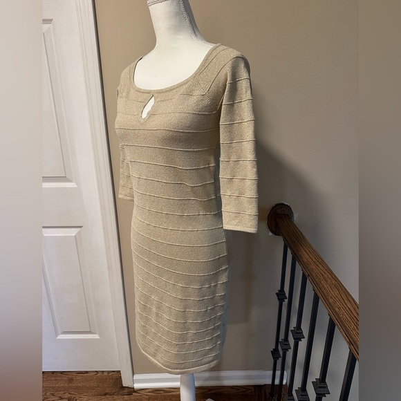 Express Metallic Gold Bodycon Sweater Dress Keyhole Neck 3/4 Sleeve Size Medium - Picture 3 of 5